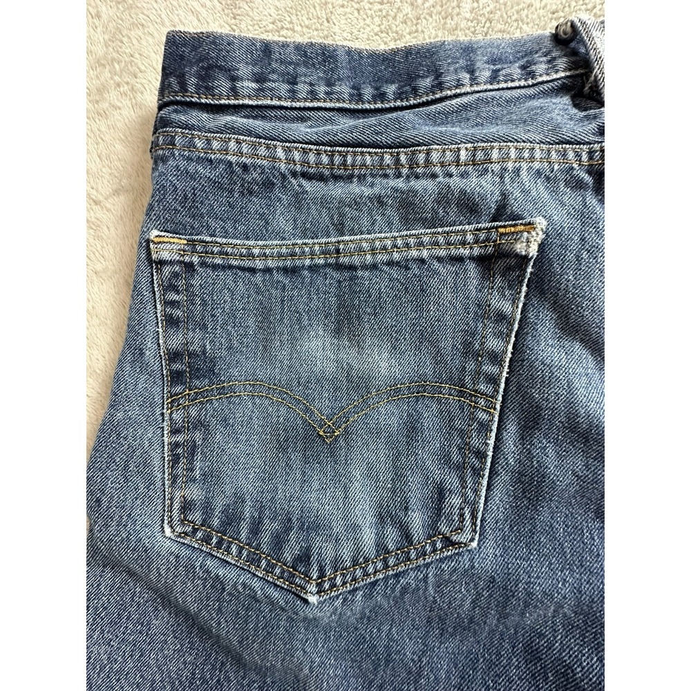 Levi's 505 Regular Fit Jeans Men's 36W x 34L - Fits 37x32 Blue Medium Stonewash - Picture 10 of 12